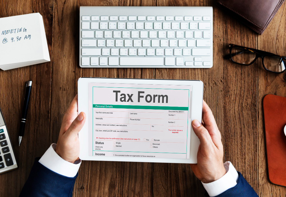 Annual tax services in Singapore provided by Hub Corporate Services